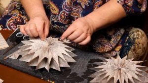 Как сделать объемную снежинку из бумаги своими руками