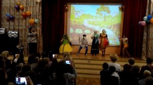 сказка " Репка на новый лад" - сюрприз от учителей. (очень тихий звук)