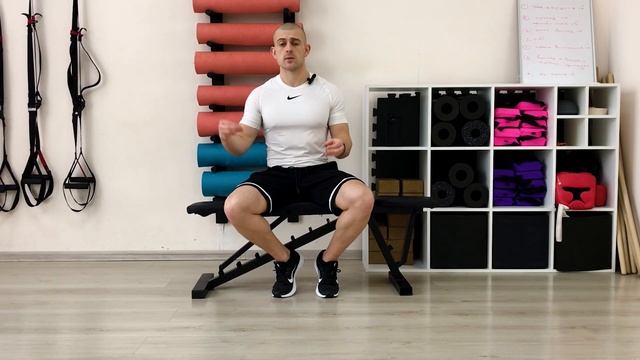 ЧТО ЕСТЬ ПЕРЕД ТРЕНИРОВКОЙ? Зачем кушать До тренировки? смотреть онлайн