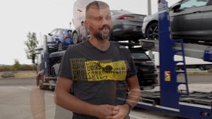 Взял СТАЖЁРА #3 Осмотр Автовоза после отпуска. Неприятности в Польше. Дальнобой, Работа на Автовозе