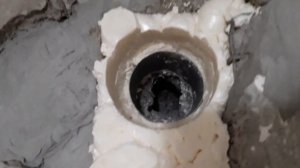 Как исправить обратную тягу в многоэтажном многоквартирном доме (чешка).