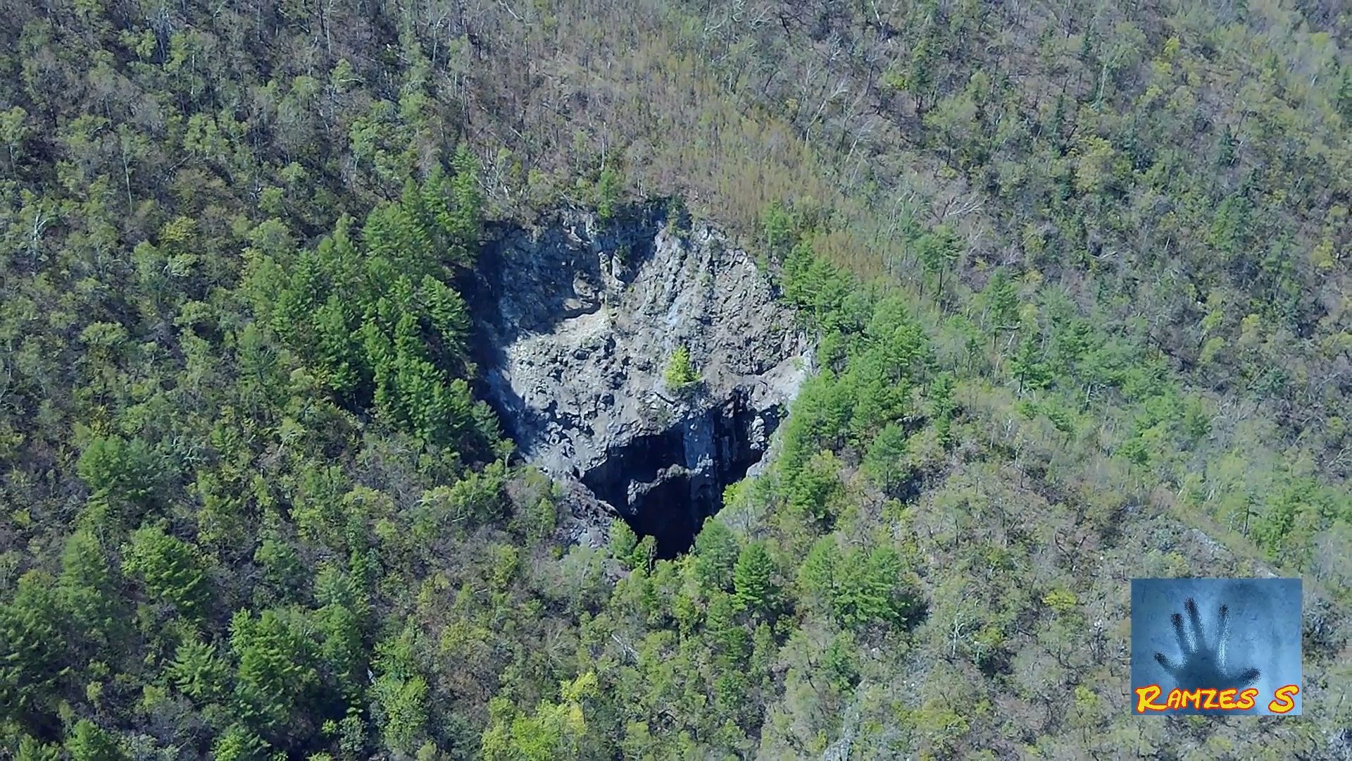 Взгляд на дно провала.mp4