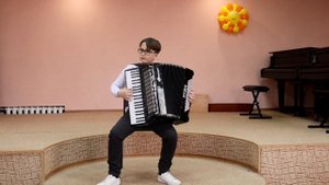 Н. Малыгин. Детская сюита  N3 по мотивам сказа П. Бажова"Серебряное копытце" исп. Юнин Кирилл
