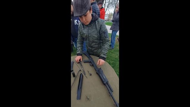 Выставка ретро автомобилей в городе Серпухов.