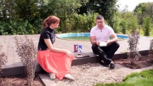 Какую террасную доску выбрать для террасы у бассейна? Woodplast в программе “Дачная академия”.