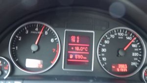 AUDI A4 B7 1.6 i