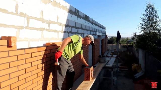 Дом с Нуля Часть 10 Процесс кладки Облицовочного кирпича Первого этажа смотреть онлайн