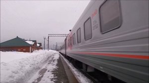 ЭП2К-113 с пассажирским поездом №084М Москва → Приобье на станции Пашия (Горнозаводск).