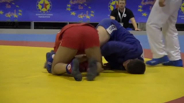 Самбо Первенство Европы 2015 КРИВЧАЧ Сергей (Украина) vs НАЛБАНДЯН Давит (Армения) - юноши 81 смотреть онлайн