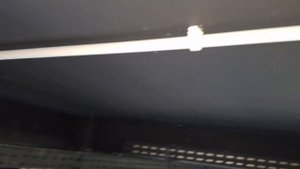 Монтаж кабелей в трубке ПВХ и установка подвесных колонок и сабвуферов