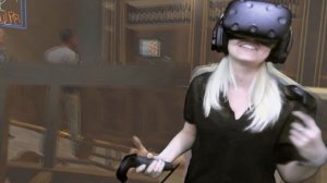 ? РАЗБИВАЕМ ЛИЦА В БАРЕ! drunkn bar fight vr mixed reality
