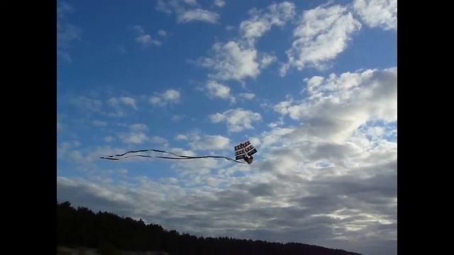 Воздушный змей пиратский корабль смотреть онлайн