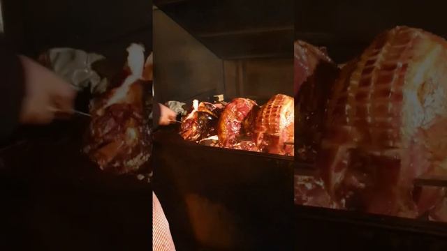 #рулька #прага #рождество #viktoriatravelin #европа #вдорогу #огонь #еда #новыйгод #ярмарка смотреть онлайн