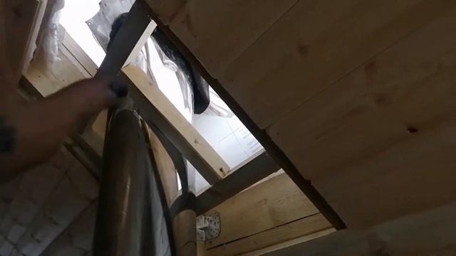 УТЕПЛЕНИЕ СКАТА КРЫШИ, ГИДРОПАРОИЗОЛЯЦИЮ ПОСТАВИЛИ ВМЕСТО МЕМБРАНЫ И ЧТО??????? смотреть онлайн