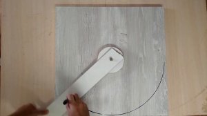 Круглый стол своими руками из ДСП.