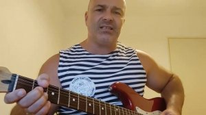 Зойка смелая и умелая.