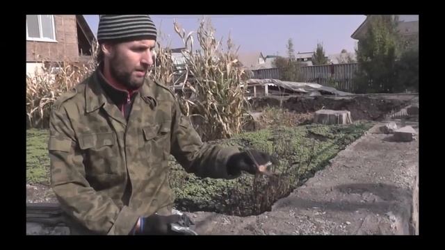 Секатор ЦЕНТРОинструмент с храповым механизмом в работе
