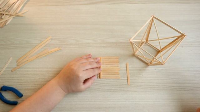 ? DIY из палочек, декоративный фонарик своими руками ?| with coffee sticks смотреть онлайн