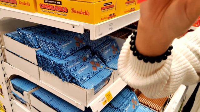 Секреты Икеа Кафе: Дубай vs. Москва смотреть онлайн