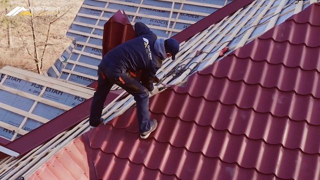 Реконструкция старой кровли. Замена гибкой черепицы на металлочерепицу. смотреть онлайн