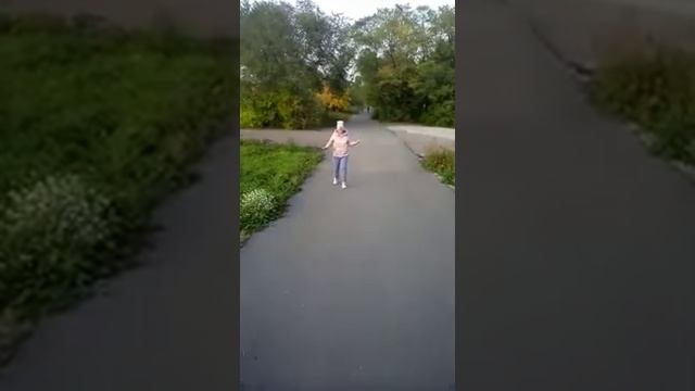 Прогулка и как я хожу сама. #инсульт #геморрагическийинсульт #нетинсульт #опухоль #нетопухоль смотреть онлайн