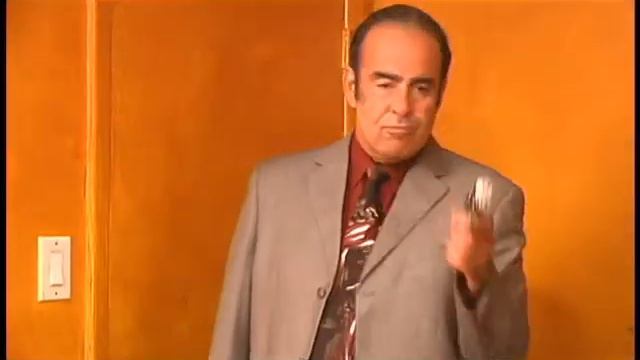 LENNY FAT FINGERS смотреть онлайн