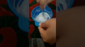 Делаем слайм из клей пва луч,шампун,сода,крем,нафтезин получается всегда!!