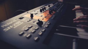 Roland SH-201 - Hidden World 01 Patch demonstration