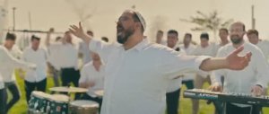 מחרוזת שירי שבת חדשה!! להקת נשמחה — להקה לחתונה והישיבה הקדם צבאית ברוכין