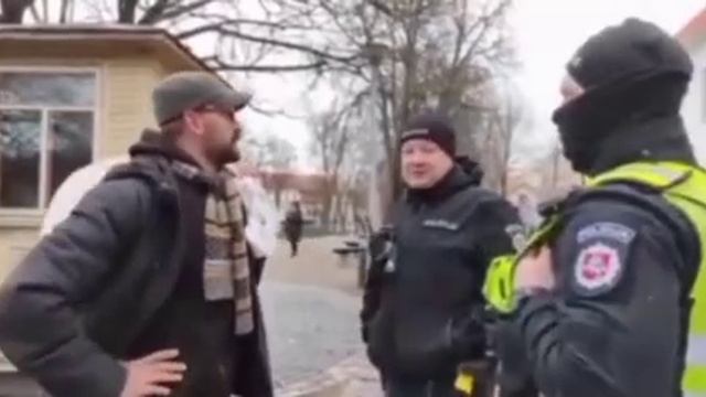 ????Наглое поведение украинских беженцев Вильнюсе