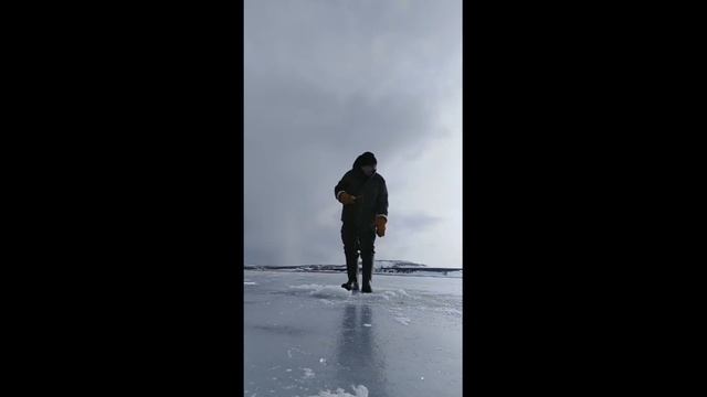 БОРУС КОМФОРТ ГОД СПУСТЯ НА ПОБЕРЕЖЬЕ ТИХОГО ОКЕАНА смотреть онлайн