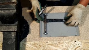 Отрезной станок из болгарки своими руками Как сделать ручную циркулярку из болгарки крутая самоделк