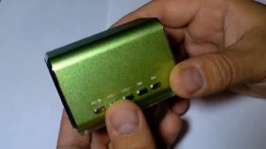 Мини MP3 плеер с встроенными динамиками