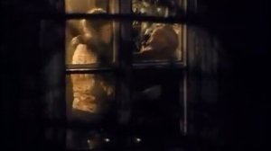 Две дороги   Эта женщина в окне