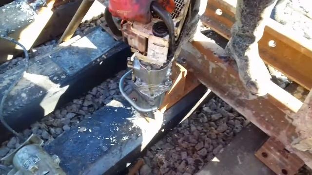 Прикручивание подкладки шурупами смотреть онлайн