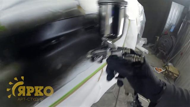 Снимаем старую плёнку и наносим аэрографию смотреть онлайн