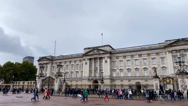 RATING 12 TOURIST ATTRACTIONS IN LONDON смотреть онлайн