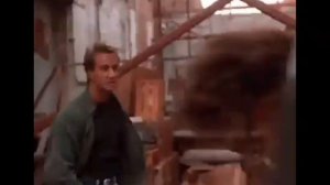 Честь и ярость(1992г.)-Крис(Синтия Ротрок) и Майкл(Ричард Нортон)дерутся с женской бандой