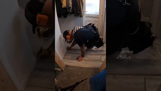 Laying laminate floors смотреть онлайн