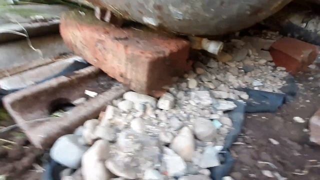 Дача. 8 августа 2022 год. Чтобы ванна стояла надежно. смотреть онлайн