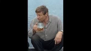 Матросы. Слова: Б. Даев, музыка: А. Вертинский, исп.: Т. Рехельс