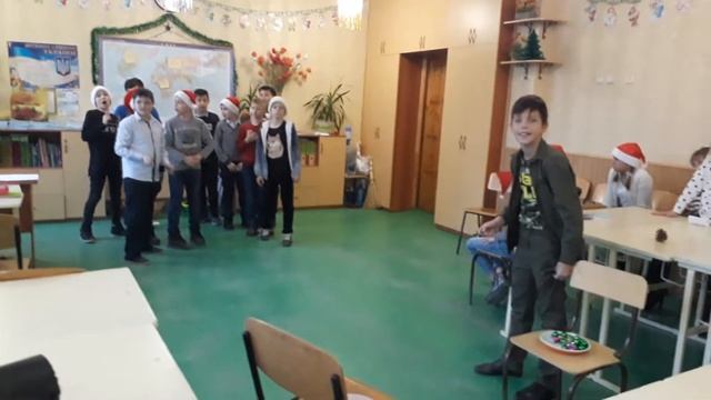 2.Новогодний праздник 5-В. 21.12.18г смотреть онлайн