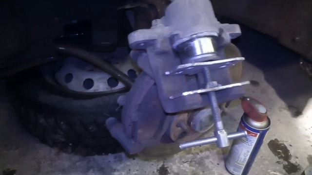 Клинит передний супорт Приора. смотреть онлайн