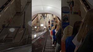 спуск на станция Адмиралтейская в СПБ