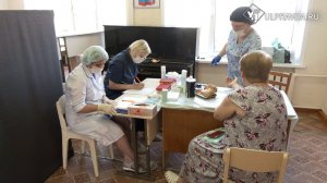 В Мостовую приехали врачи и бесплатно проверили жителей