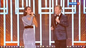 Лев Лещенко и Алсу ничто не может быть чудесней-необыкновенный огонек-2020