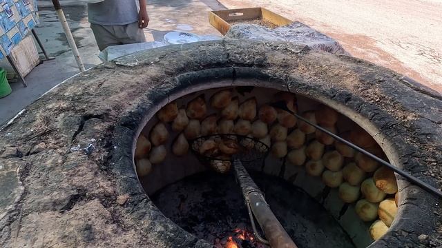 Приготовление самсы в Узбекистане. Горный поселок Сиджак / Uzbekistan food