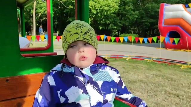 Самый быстрый поезд и самый долгий аттракцион в парке Павлова в Минске / Детский поезд / Аттракцион смотреть онлайн