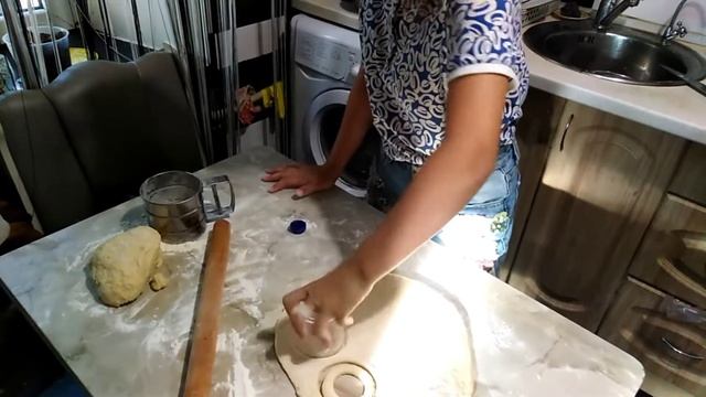 Как приготовить пончики?! НЕОБЫЧНАЯ ГЛАЗУРЬ. Выпуск 20.07.2020// смотреть онлайн