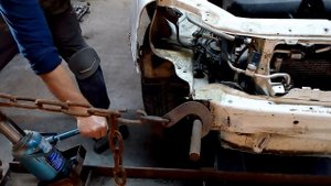 Работа стапеля на высоте.При помощи простого домкрата результат просто меня радует.